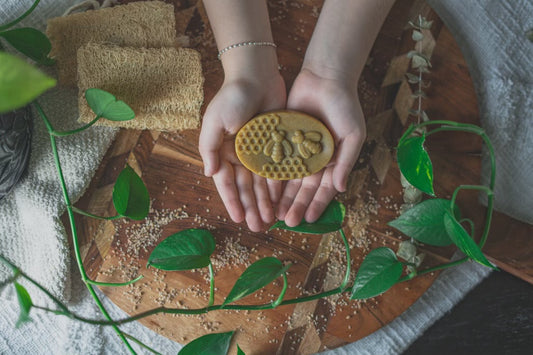 Turmeric, Lavender, Oats & Honey Face & Body Soap Bar